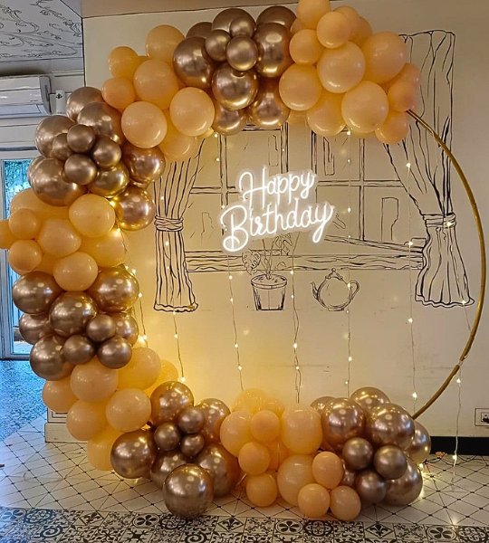 birthday ring decor