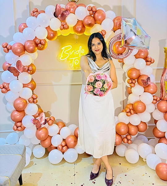 bride to be ring decoration at home